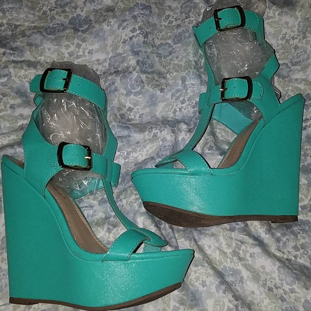 Shoes (Wedges)